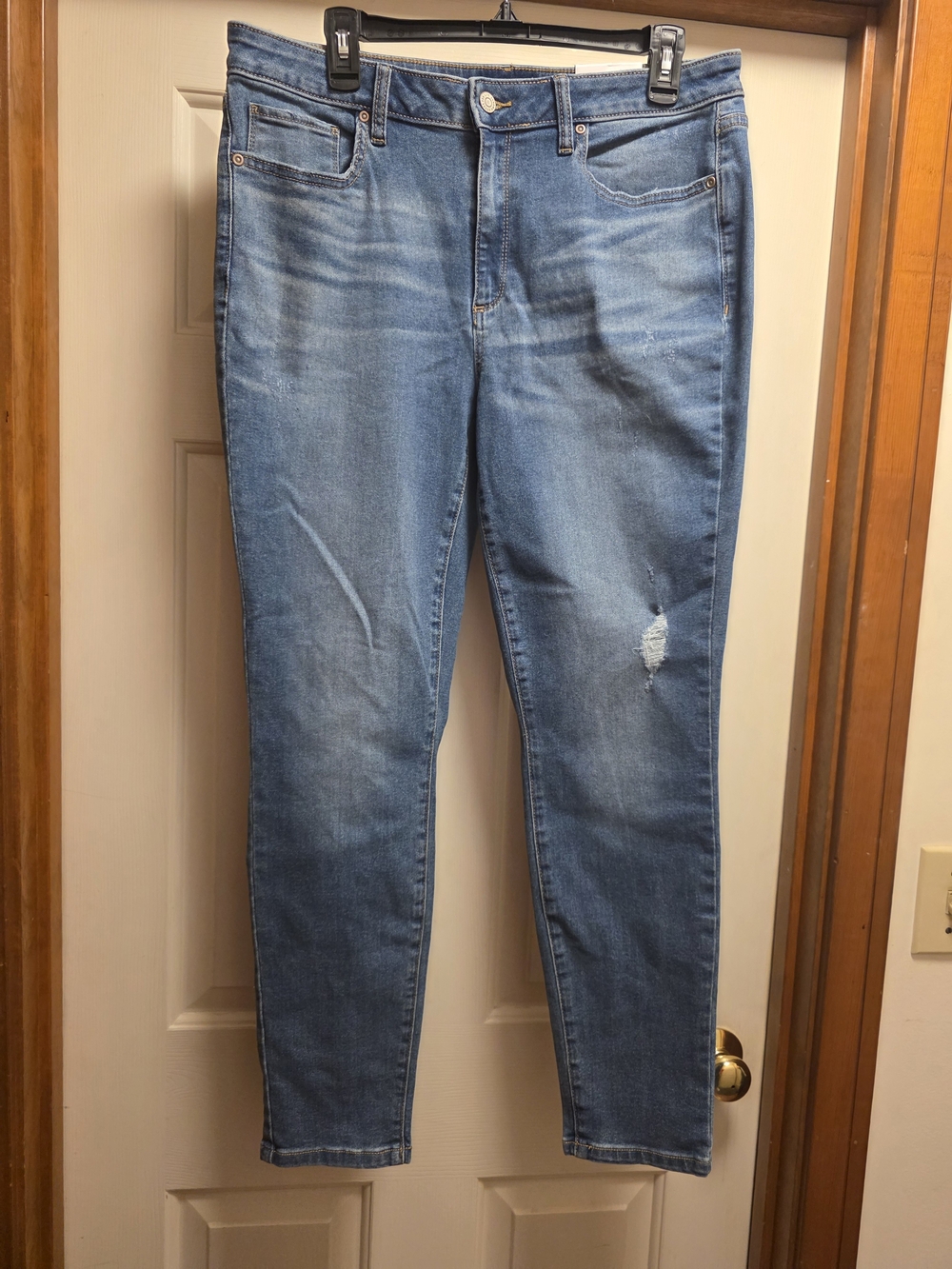 Sonoma Distressed Super Skinny High Rise Size 14R New With Tags